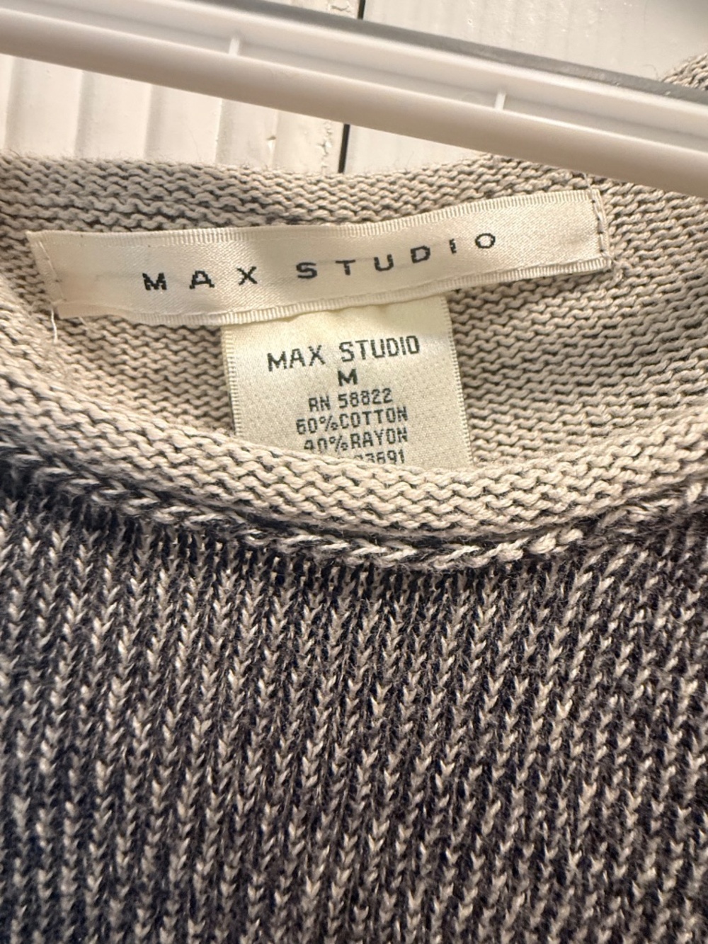 Max Studio - Picture 2 of 3